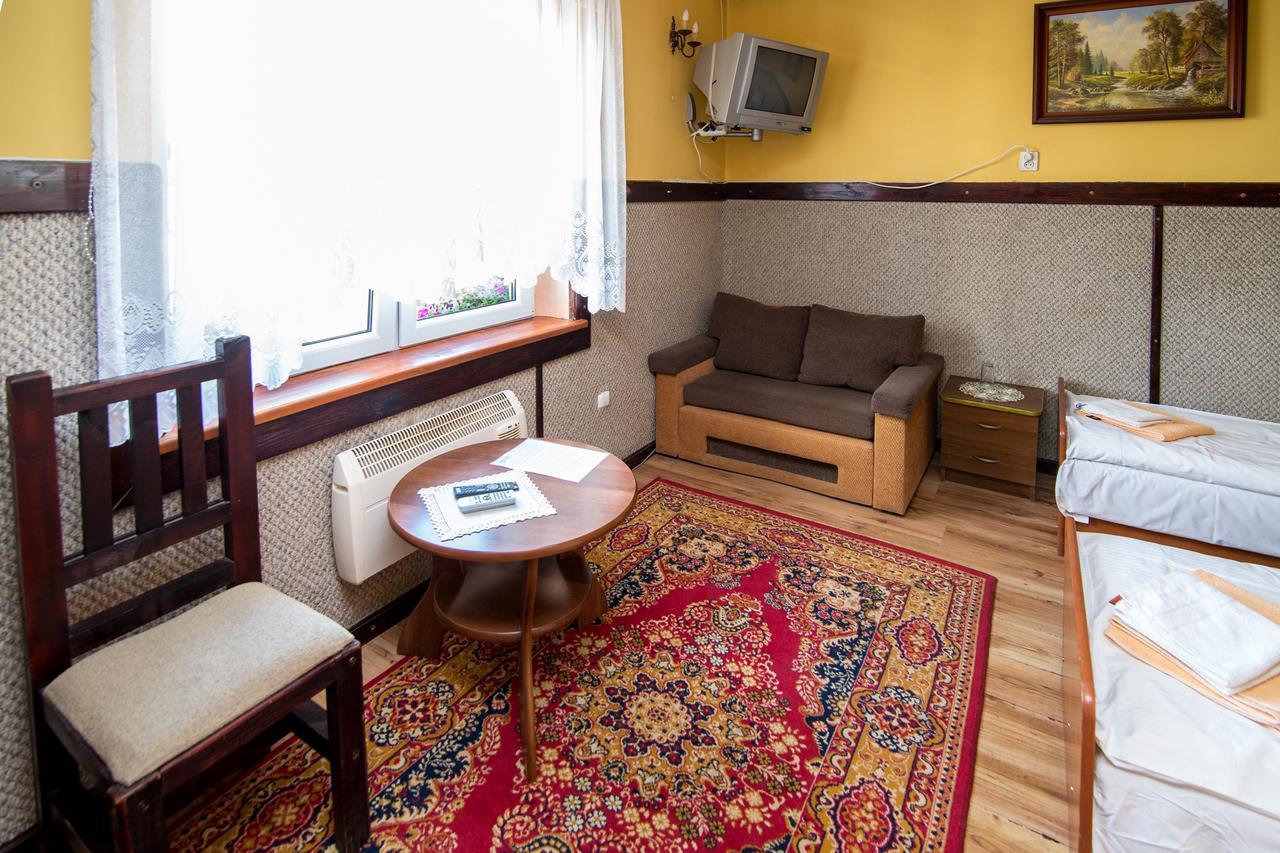 Karczma Pod Topolami Ratowo-Piotrowo Luaran gambar