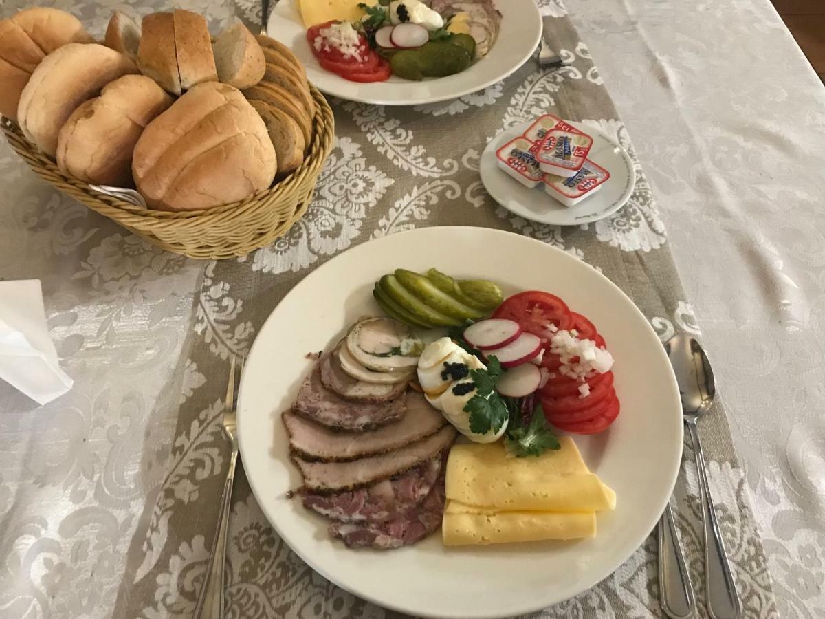 Karczma Pod Topolami Ratowo-Piotrowo Luaran gambar